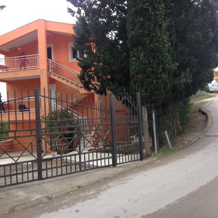 Ferienwohnung Ruza Vetrova Bar Exterior foto